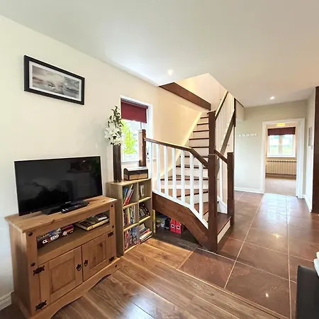 Prázdninový dům 93 Glen Family Friendly *