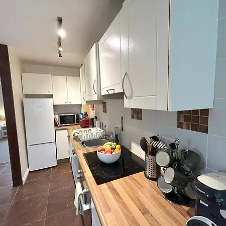 93 Glen Family Friendly