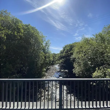 93 Glen Family Friendly *