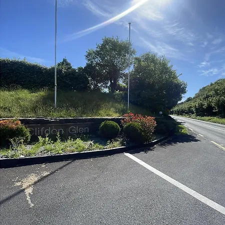 93 Glen Family Friendly *